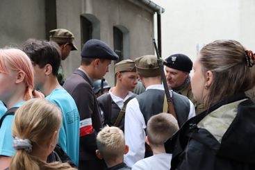 Inscenizacja historyczna i koncert patriotyczny podsumowały wieluńskie uroczystości związane z 80. rocznicą wybuchu Powstania Warszawskiego